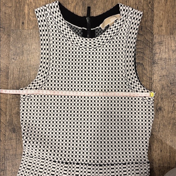 MICHAEL Michael Kors Black and White Textured Dress - Picture 7 of 15